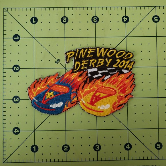 2014 Cub Scouts Pinewood Derby Patch ScoutStuff BSA Boy Scouts of America - Picture 3 of 4